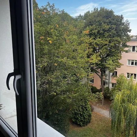 Kopinska Premium Apartment, Cosy & Quiet, Superb Location, Self Check-in Apartment Warschau