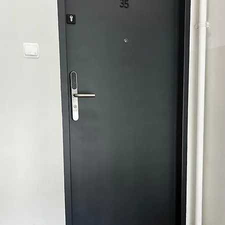 Kopinska Premium Apartment, Cosy & Quiet, Superb Location, Self Check-in アパート ワルシャワ