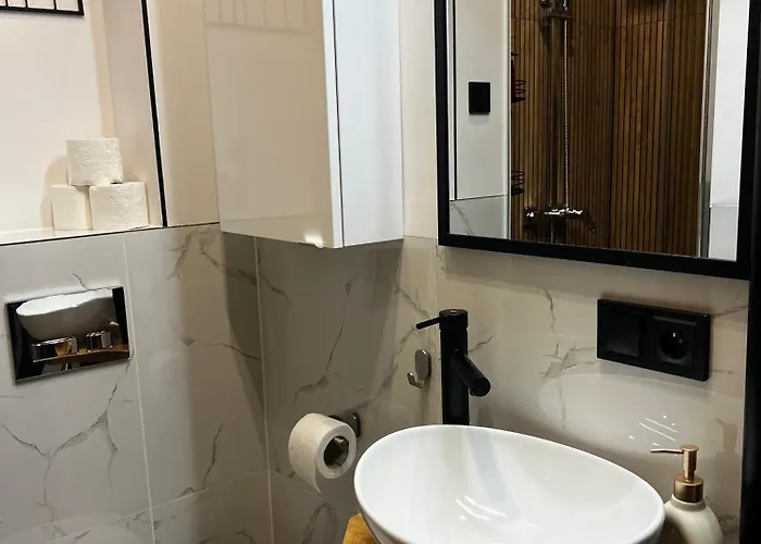 Apartament New!!! Beautiful Kopinska Premium Apartment, Cosy & Quiet, Superb Location, Self Check-In *